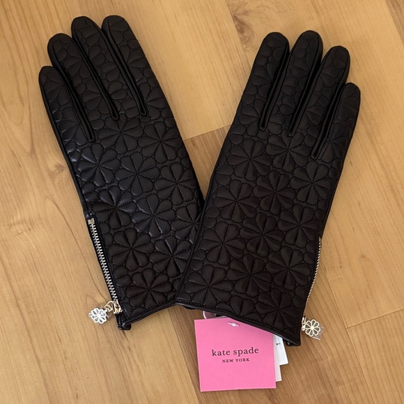 kate spade Accessories - Kate Spade Floral Quilted Black Gloves-New!